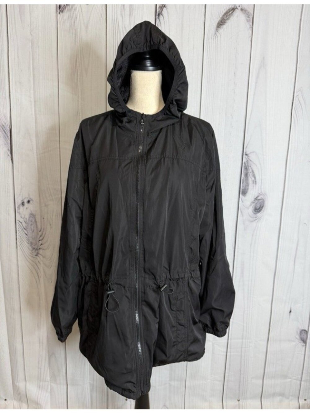 Old Navy Active Womens X- Large Black Hooded Windbreaker Full Zip Jacket